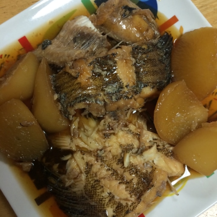 舌平目と大根の煮付け( ´ ▽ ` )
